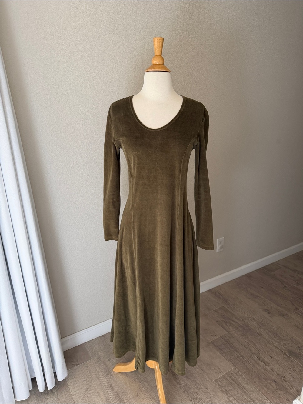 90s Styleworks Olive Green Velvet Long Sleeve Maxi Dress